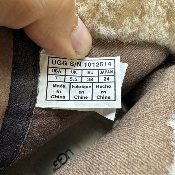 UGG Arquette Brown Leather Winter Boots Womens Size 7 Zip Sheepskin Cuff - Picture 7 of 8